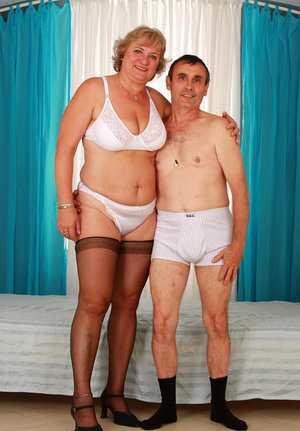 18 year old girl Kristina gets on top while giving her virginity away